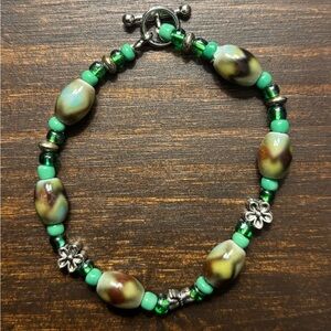 “Turtle Shell” Green and Brown Beaded Bracelet
